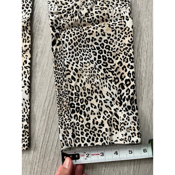 Chico’s so slimming animal print ankle pants size 4 - Picture 7 of 10